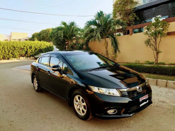 HONDA CIVIC TRIBORN VTI PROSMATIC, MODEL 2015, ORIGINAL BLACK BEAUTY.