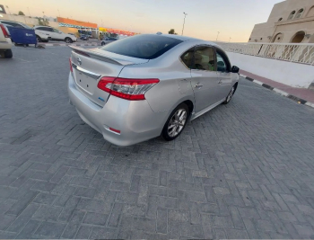 Nissan Sentra, Model 2014-UAE