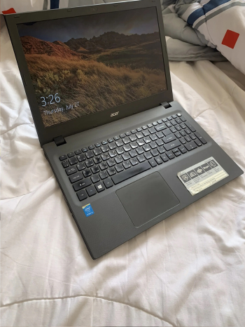 Acer laptop Core i5 للبيع