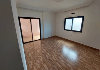 شقه للبيع 6غرف منطقة الجاموس