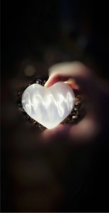 Big Crystal Healing White Heart