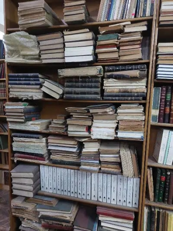 مكتبة كاملة طبعات قديمة ونادره اكثر من 6000 عنوان