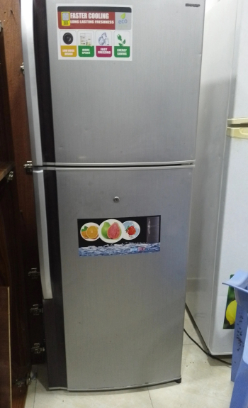 تلاجه بحاله ممتازه