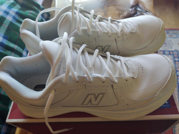 New Balance Mens 577 Walking Shoes 12B
