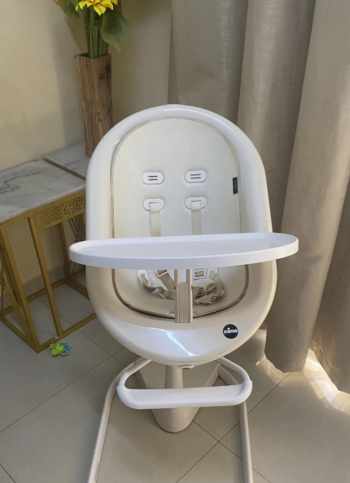 مقعد اطفال ماركه mima اصلي وبسعر مغري