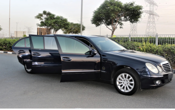 MERCEDES E300 LEMOSIN GULF SPACE 2008 ONLY 40,000 KM
