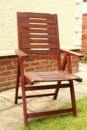 3 Hardwood Reclining Garden Chairs With Cushions