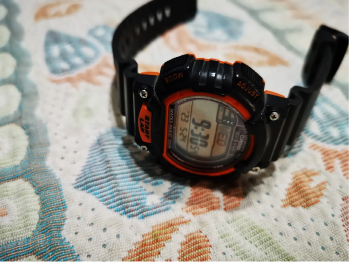 ساعة كاسيو ديجيتال اصلية تشحن بالطاقة الشمسية