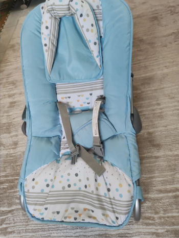 Baby rocker for babies up to 12 months كرسي هزاز للبيبي من 0-12 شهر