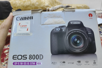 Canon Camera 800D
