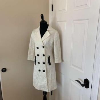 Envy Black & White 3/4 Sleeve Coat Size Small in Herriman, Utah