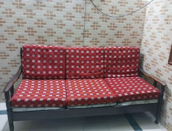 5 Seater strong Sofa Set in fair condition