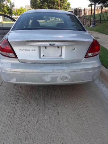 2006 Ford Taurus 3.0L 85k miles clean tittle!