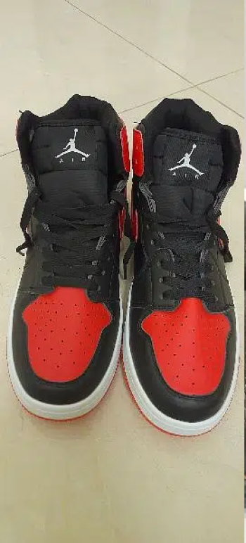 Air Jordan 1 High Black/Red