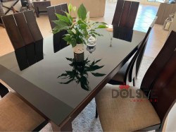 6 seater dining table with chairs Pick Up after 13th December