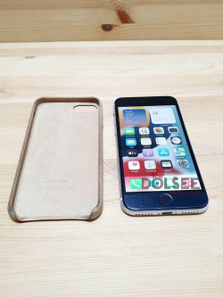 IPHONE SE 64GB BATTERY HEALTH 90% NEW CONDITION. EVERYTHING WORKING JUST LIKE NEW PHONE. ONLY PHONE