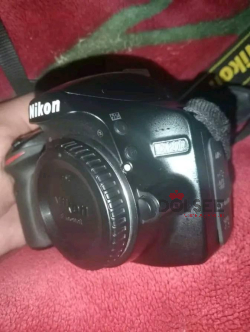 .للبيع ف اسرع وقت بودي نيكون 3200d. شاتر 28k.معاه بطاريه. شاحن .حزام. شنطه كتف. السعر 1900
