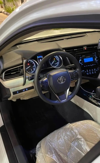 تويوتا كامري موديل :2019 للبيع