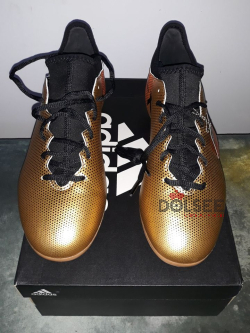 Original adidas football shose new with box size 43 fixed price