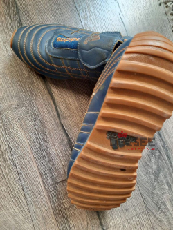  جزمه اديداس اصلي مقاس 39 سليمه