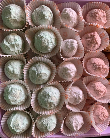 شوكولاته محشية بسكويت شاي سوداني