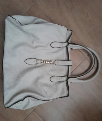 جزدان نساء روعة 20 دولار جزدان نساء روعة بي 20 دولار