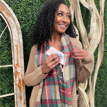 Functional Scarf With Pockets