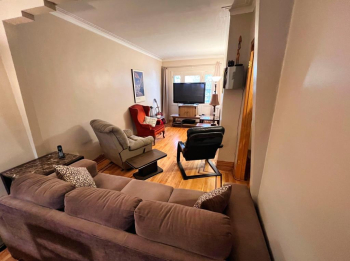 Superbe triplex à distance de marche des métros Fabre et Iberville