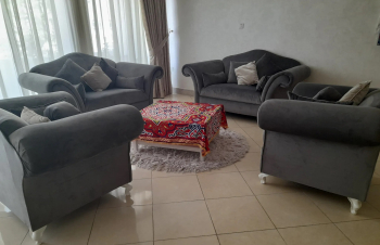 كنب صالون متوفر ب مدينه العين الجيمي