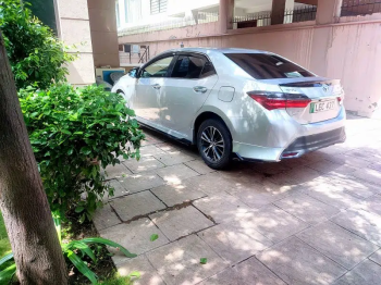 Toyota Corolla Altis Grande 2019