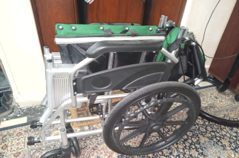 كرسي متحرك للمرضي وكبار السن