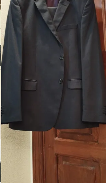 2بدلة رجالي إيطالي اصلي جديد