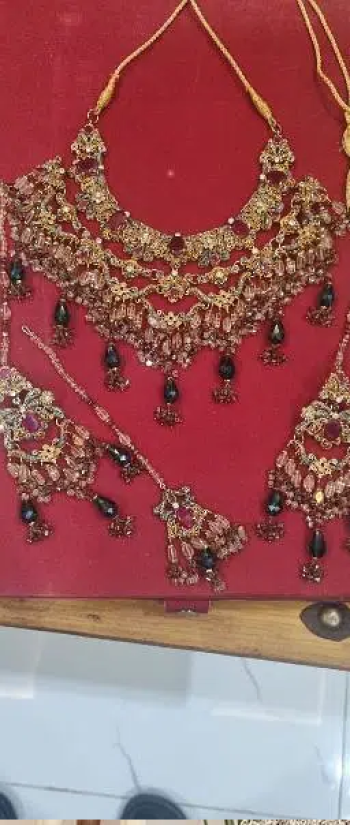 gold plated jewellery set
