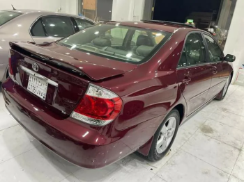 تويوتا كامري للبيع في الرياض السعودية