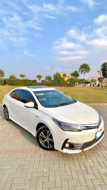 Toyota Altis Grande 1.8 CVT in Perfect Condition