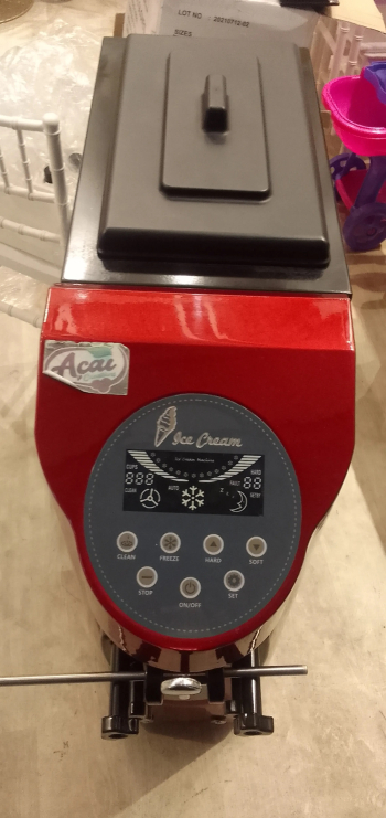 جهاز ايسكريم جديد مستخدم شهرين