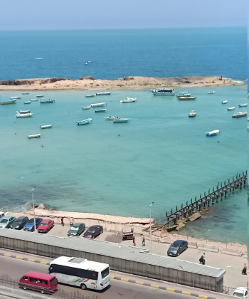 شقه للبيع في ميامي تاني نمره من البحر مباشره سوبر لوكس متفرعه من خالد بن الوليد على