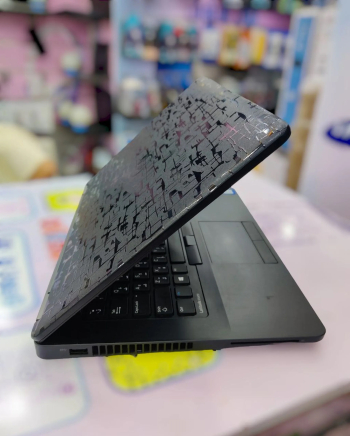 laptop dell used clean with warenty