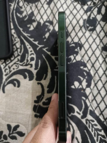 Iphone 13 128 GB 95% battery with warrenty