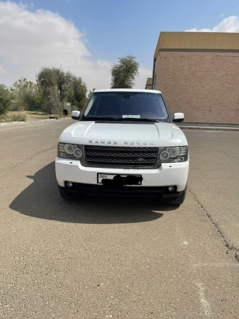 Range Rover Vogue . V8 2011 model . Full 