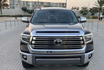 تويوتا تندرا موديل 2018 وارد كندا اديشن بحالة الوكالة