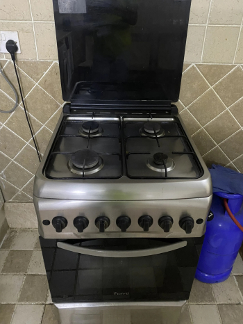 Cooking Range with Cylinder
