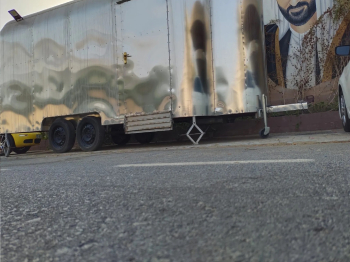 يوجد كرافان في دبي الورقاء