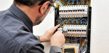 ‏‏‏‏‏‏‏‏‏‏صنيعي كهربائي وتركيب وصيانة سستم كمرات هجيلك في اي مكان‏ ‏