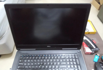 laptop dell precision 7720