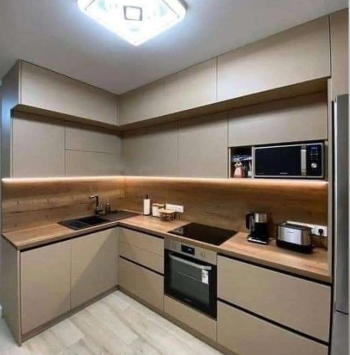 فني مختص فك وتركيب وصيانة جميع انواع المطابخ وفك وتركيب وصيانة جميع انواع الاتات و