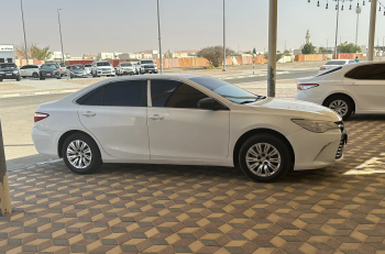 تيوتا كامري 2017