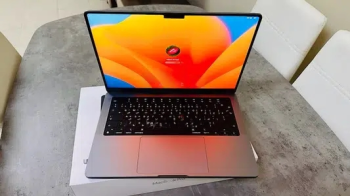 Macbook Pro 2023 14” M2 16gb ram, 512 SSD