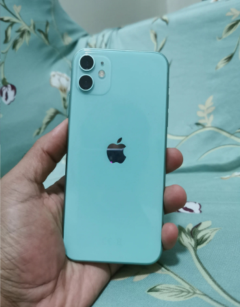 ايفون 11 ذاكره 128