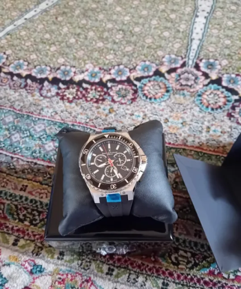 ساعه للبيع اسم BERNHARDH.AYER-DEPUTS1871 المطلوب فيها 2800درهم